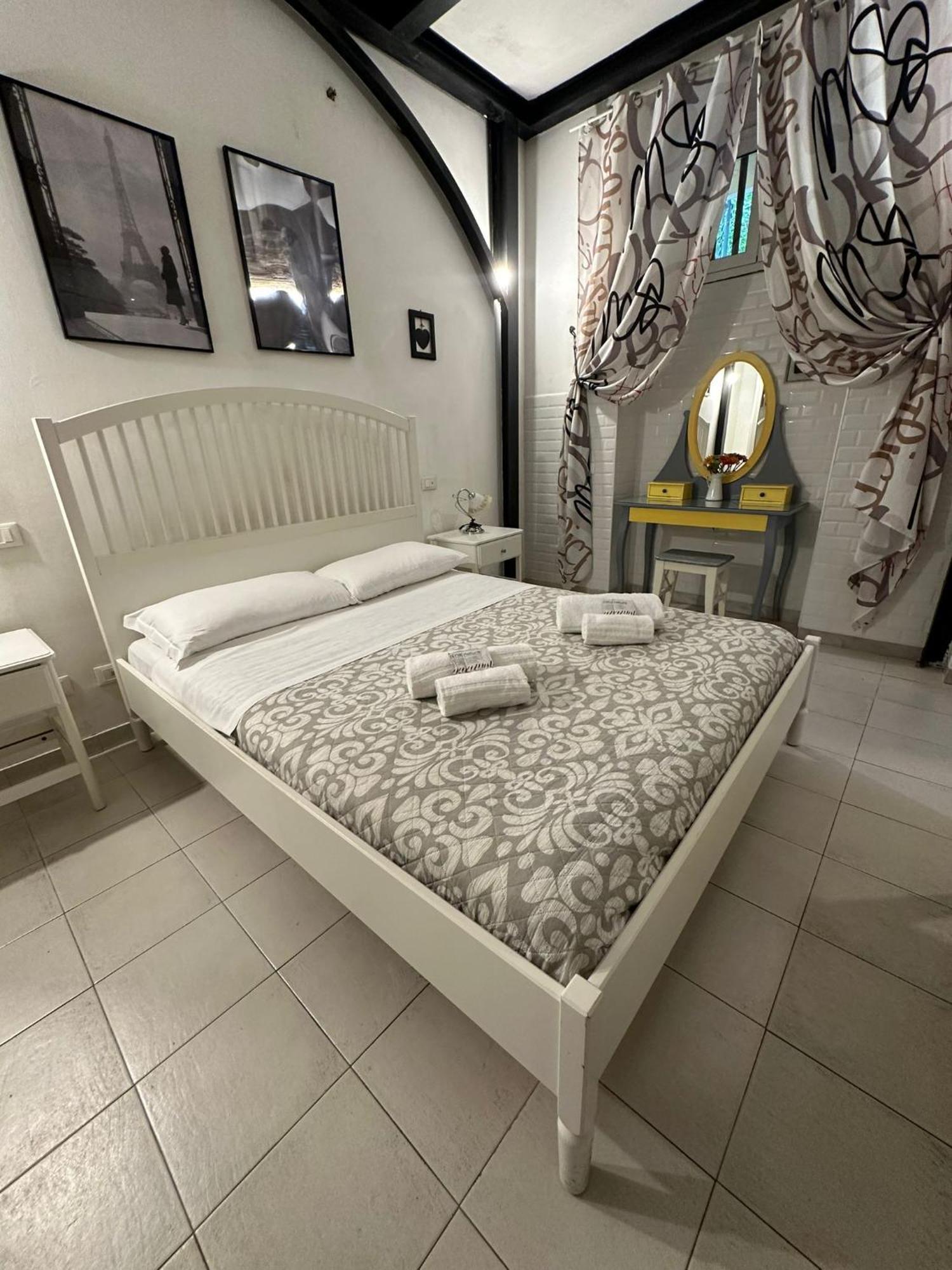 Bed and Breakfast Double B Rom Exterior foto